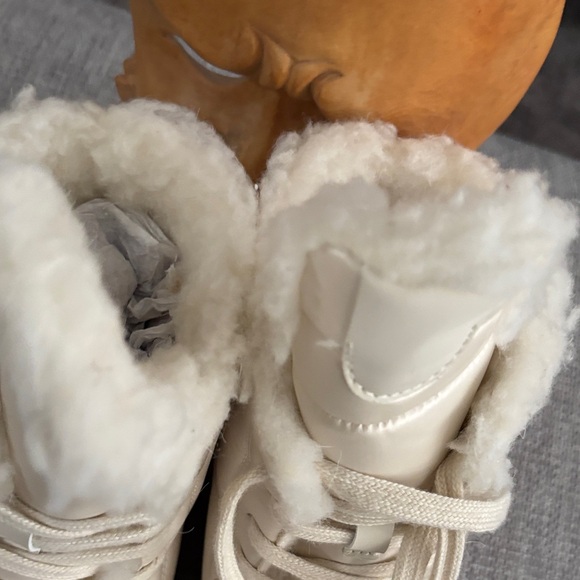 Women's Cream High-Top Sneakers - Picture 6 of 7